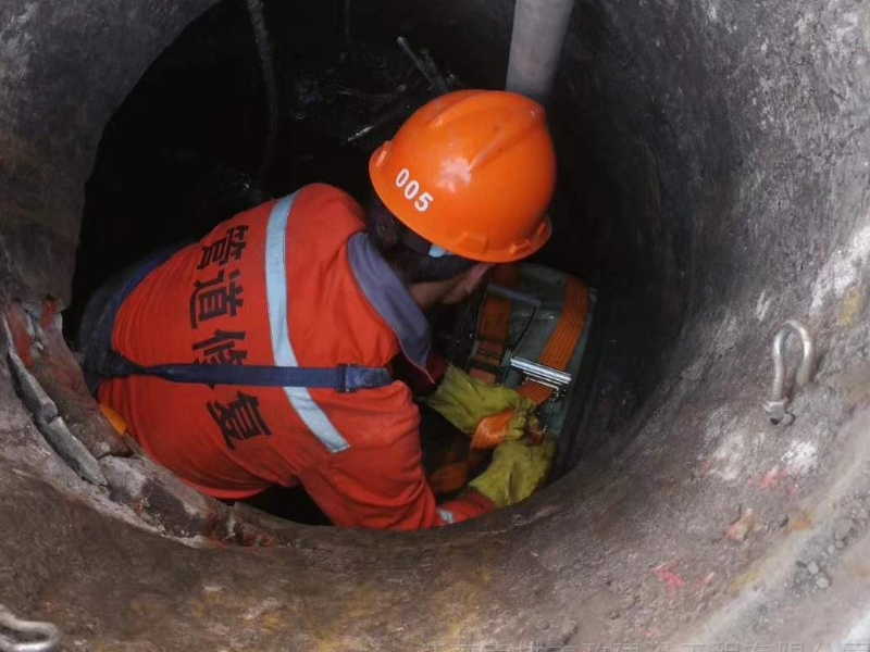 南昌鸣风路管道疏通水电维修 改水管  修电装灯