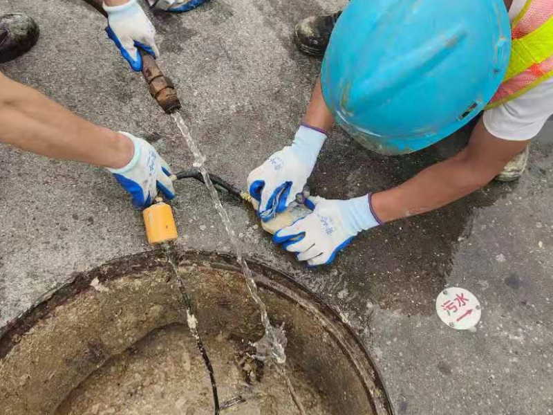 南昌专业抽粪、清理化粪池隔油池、污水井疏通清洗清淤