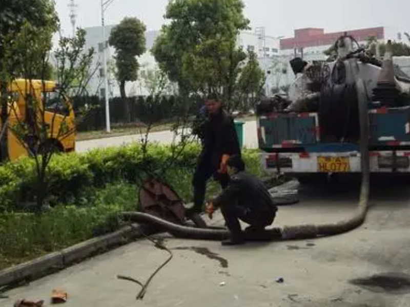 南昌疏通下水道公司 南昌马桶疏通多少钱一次