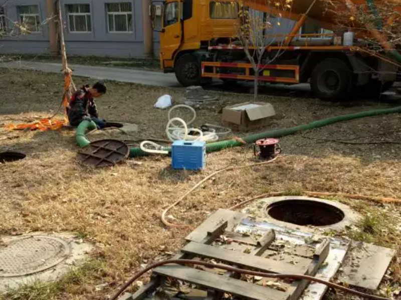 南昌承接大小型化粪池清理 抽粪 高压清洗管道
