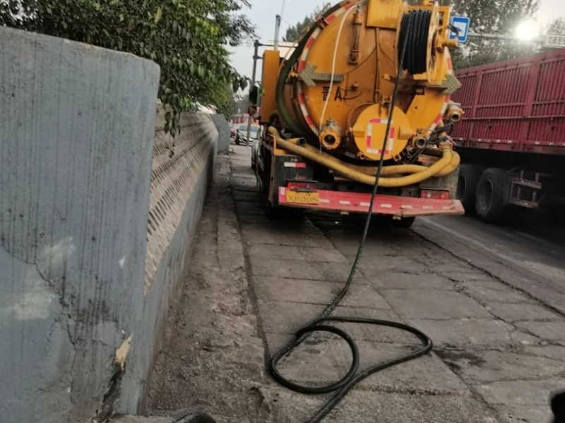 南昌疏通下水管道电话、专业疏通下水管道、