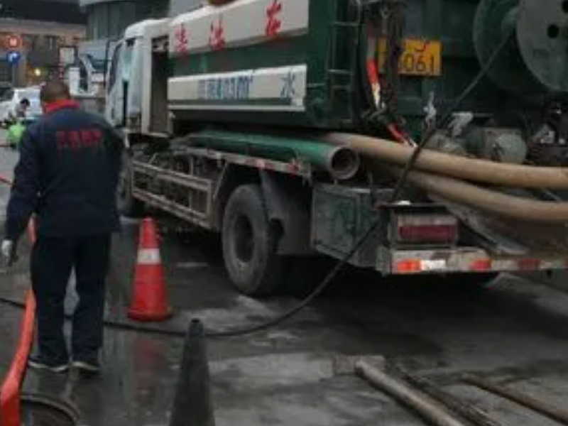 南昌清洗各种管道 抽粪 有专业正规公司